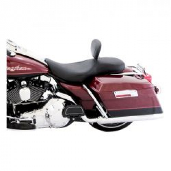 Mustang, Wide Tripper 2-up one-piece seat. With backrest