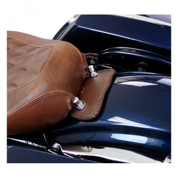 Mustang, Mini-Schutzblech Lederschutz. Einfarbig mit geflochtenen Rändern. Braun